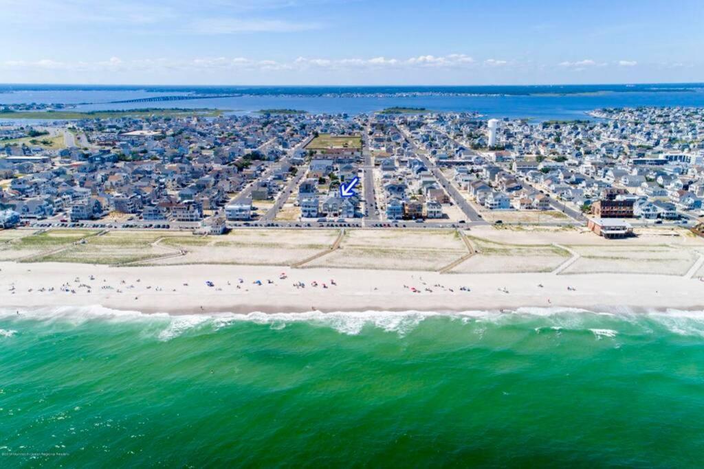 Ocean And Beach Views From Five Decks In Ortley Beach Seaside Heights Bagian luar foto